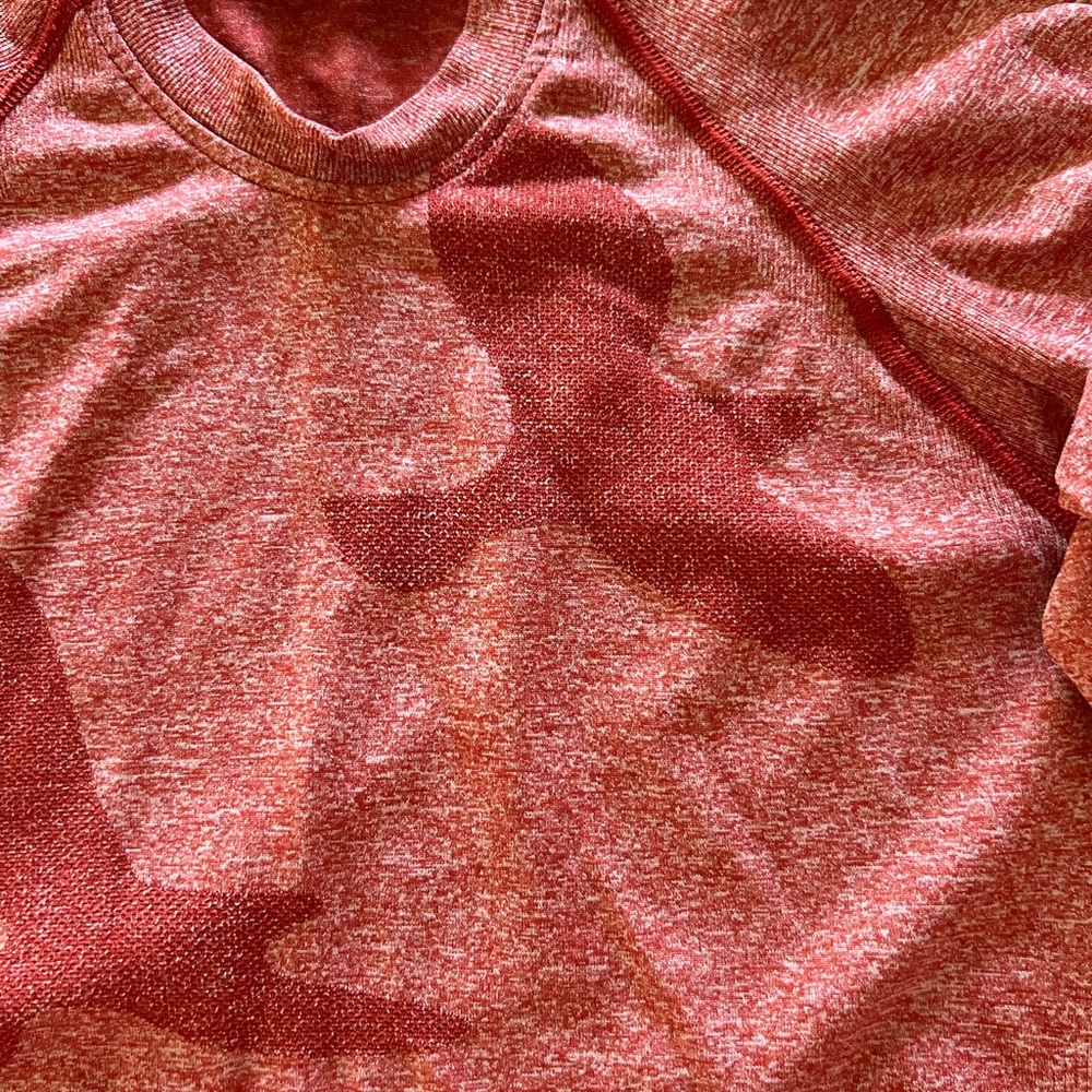 Oiselle Maroon Heathered Crew Neck Top, Brick 🧱 color, women sporty top. - Picture 6 of 10